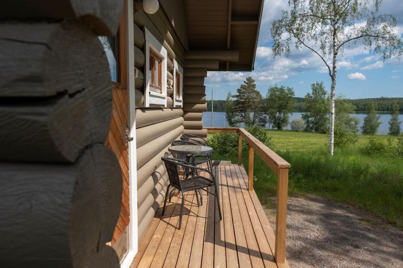 Ik Hotel & Camping Кеуруу Екстериор снимка