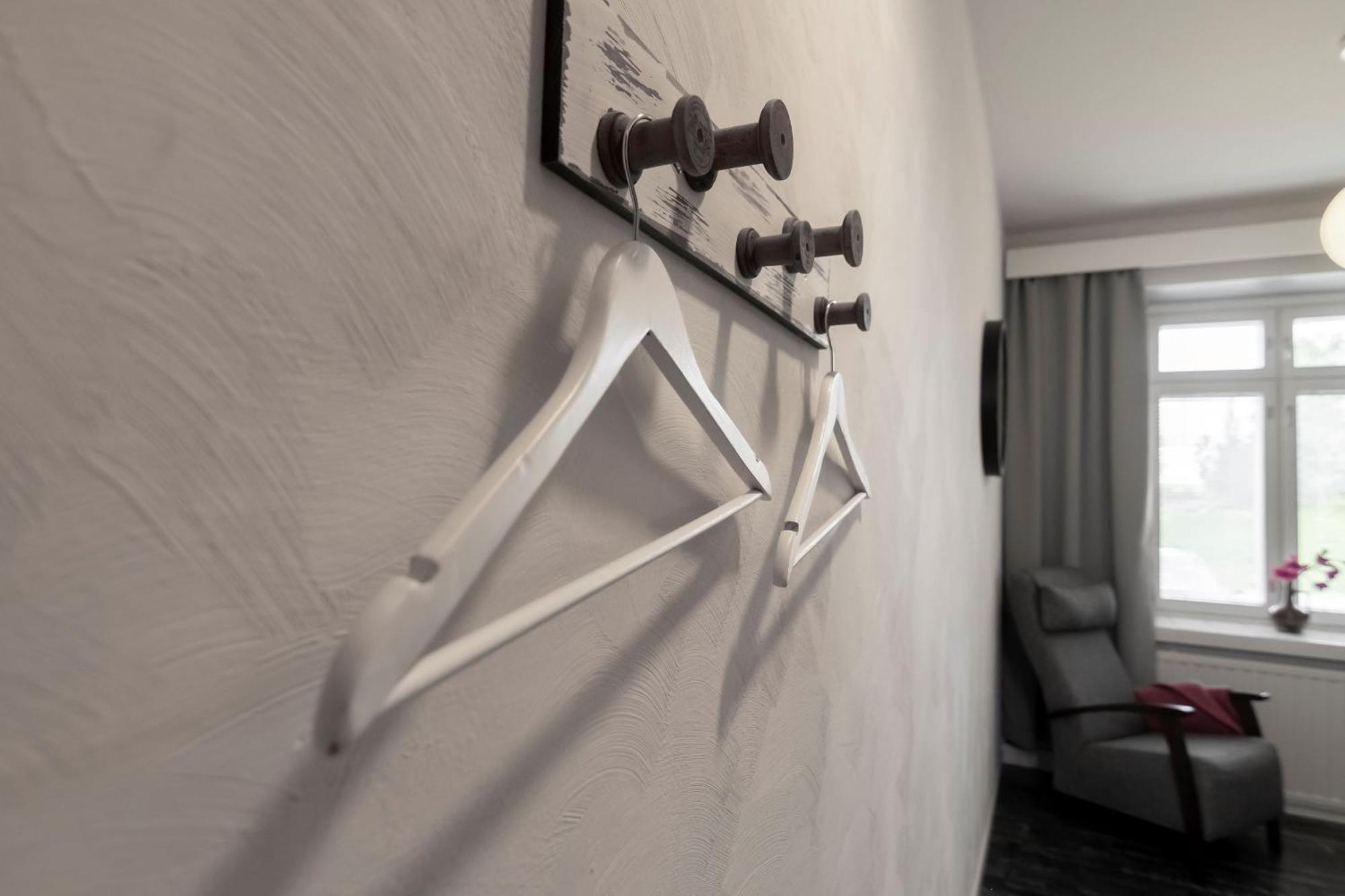 Ik Hotel & Camping Кеуруу Стая снимка