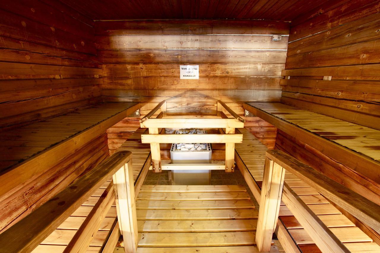 Ik Hotel & Camping Кеуруу Екстериор снимка